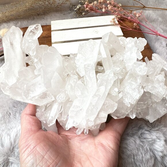 Gorgeous Large Faden Quartz Specimen - Picture 1 of 8